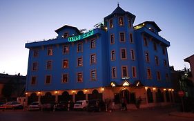 Rumi Hotel